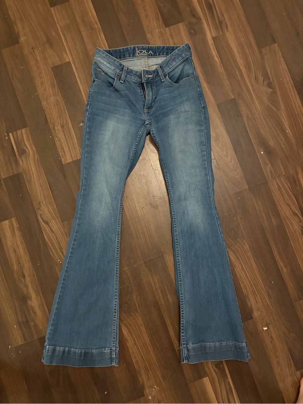 Kimes Ranch Women's Medium Blue Skinny Jeans with Contrast Stitching - Picture 3 of 3
